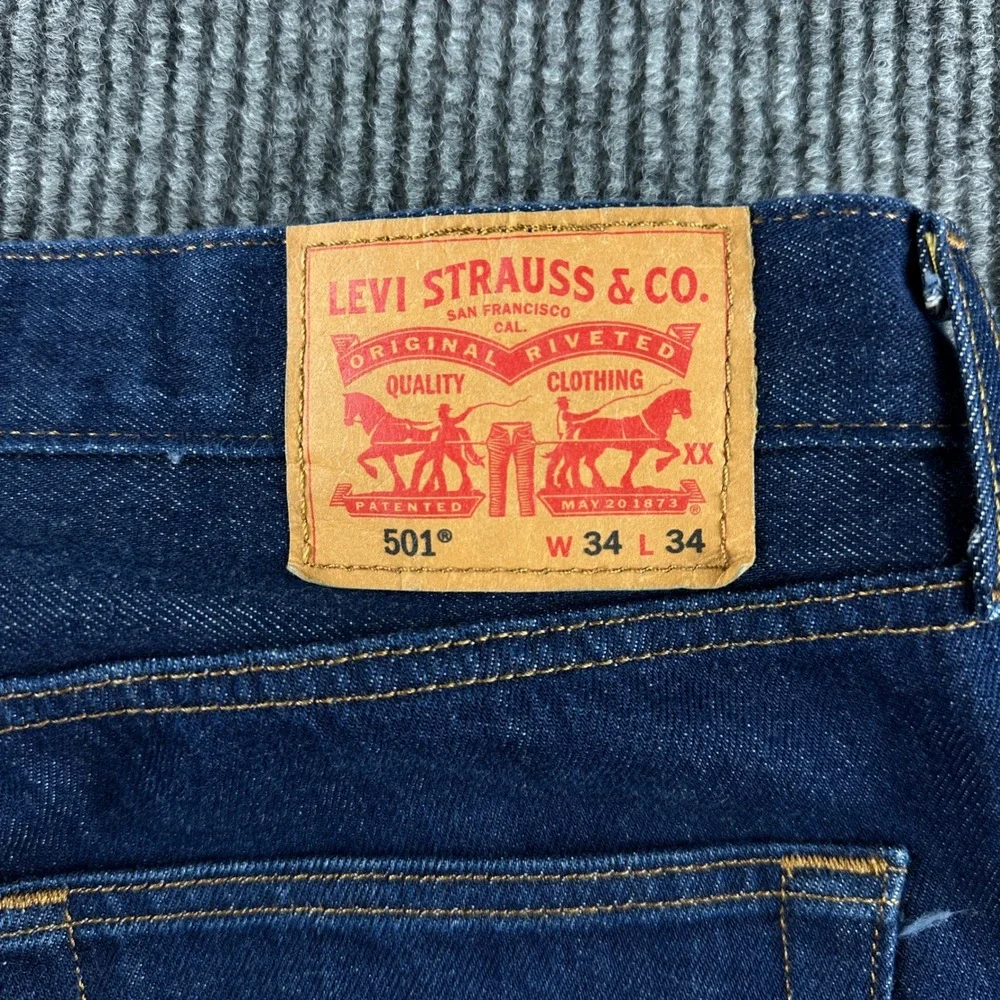 Levis 501 Original Fit Jeans Mens 34x34 Dark Indigo Blue Straight Leg Denim